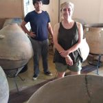 12Visita al Museo Arqueologico de Andalgala. Arqueologos David Alvarez Candal, Director del museo, y Karina Garrett, capacitadora del taller de Ceramica.
