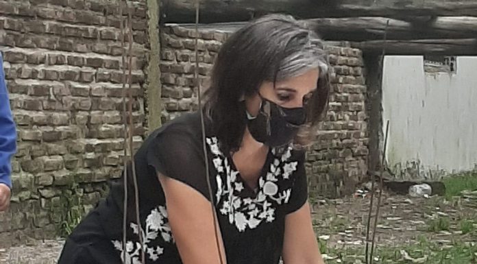 PEQUEÑA CEREMONIA por Florencia Melo