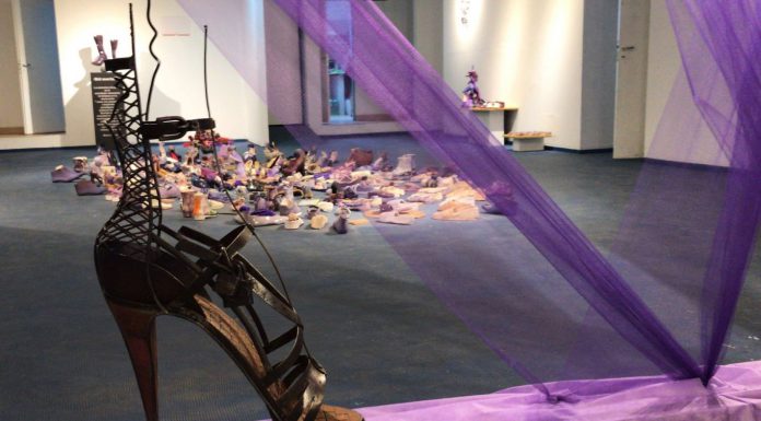 ZAPATOS VIOLETAS en Museo Comunitario ISLA MACIEL