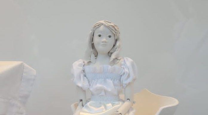 «Un cuento en porcelana» por Vero Horak