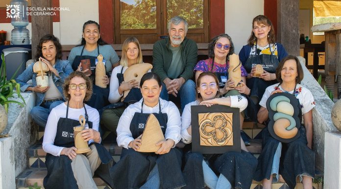 EDUARDO ANDALUZ en la Escuela Nacional de Cerámica en México