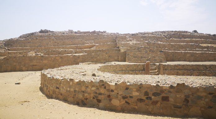 TINKUY CARAL: el barro nos llama