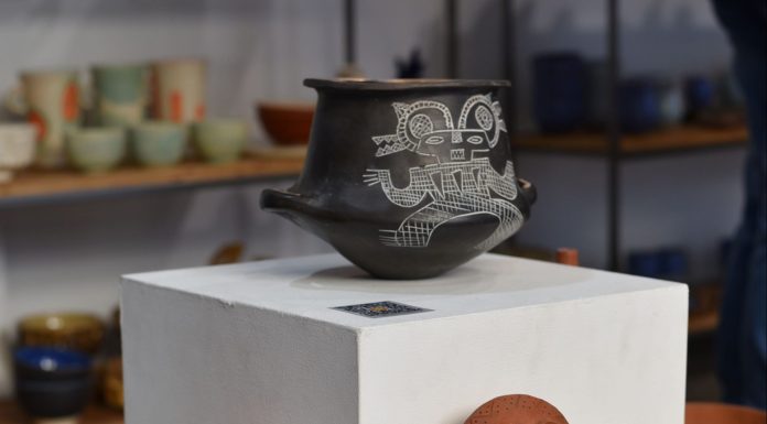 Taller CERAMIQUEANDO en DAWA: «Manos del presente, huellas del pasado»